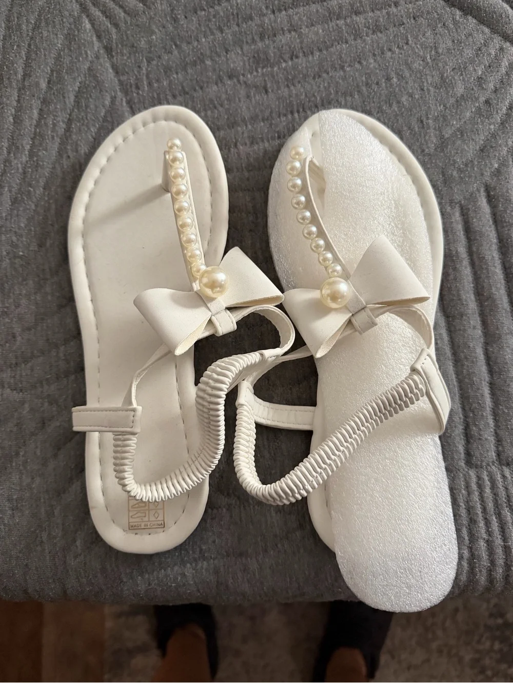 Women’s White Pearl Bow Sandals
